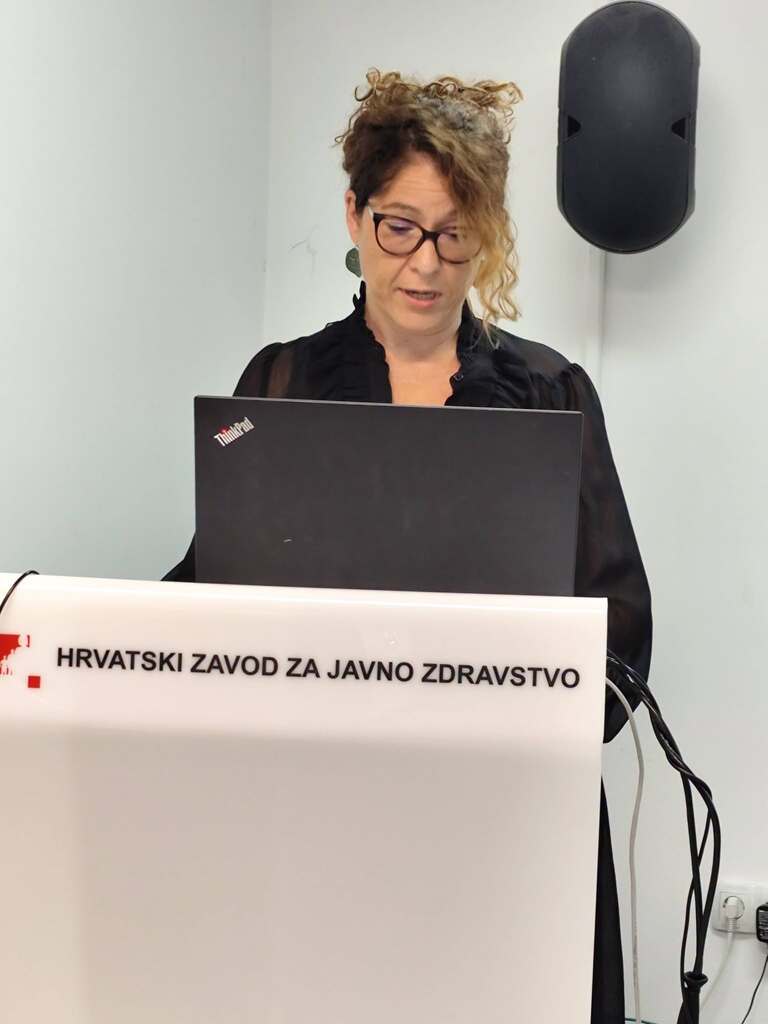 Konferencija-Lived-experience-and-QualityRights-program-Croatian-Achievements-and-Challenges-Udruga-Feniks-Split (5) Konferencija-Lived-experience-and-QualityRights-program-Croatian-Achievements-and-Challenges-Udruga-Feniks-Split